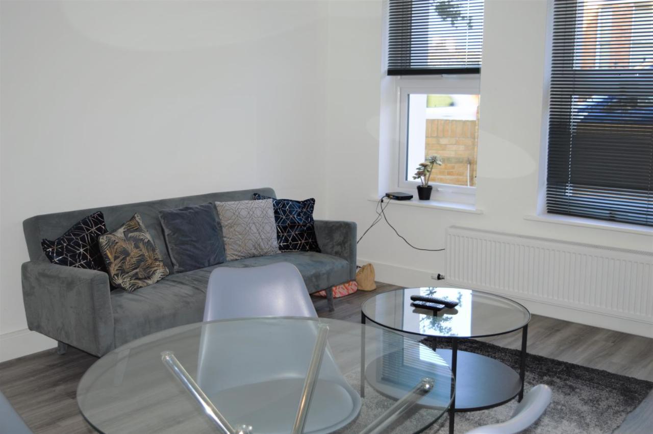 Вилла Cheriton Gardens 2 Bed Фолькустоун Экстерьер фото